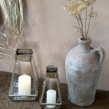 Cargar imagen en el visor de la galería, Jarron con una oreja M