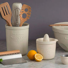 Cargar imagen en el visor de la galería, Exprimidor de jugo innovative