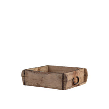 Cargar imagen en el visor de la galería, Caja de madera cuadrada
