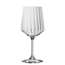 Cargar imagen en el visor de la galería, Set 4 copas vino tinto Lifestyle
